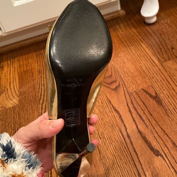 Marc by Marc Jacobs Gold Star Peep Toe Slingbacks 37 - Picture 7 of 9